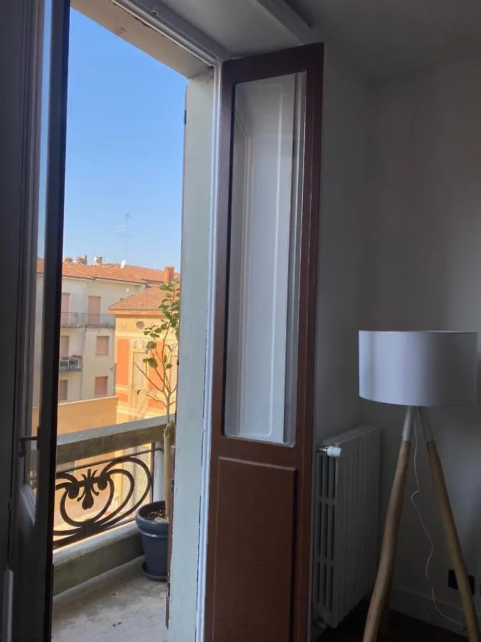 דירות קרמונה Loft Manzoni 37 0*,